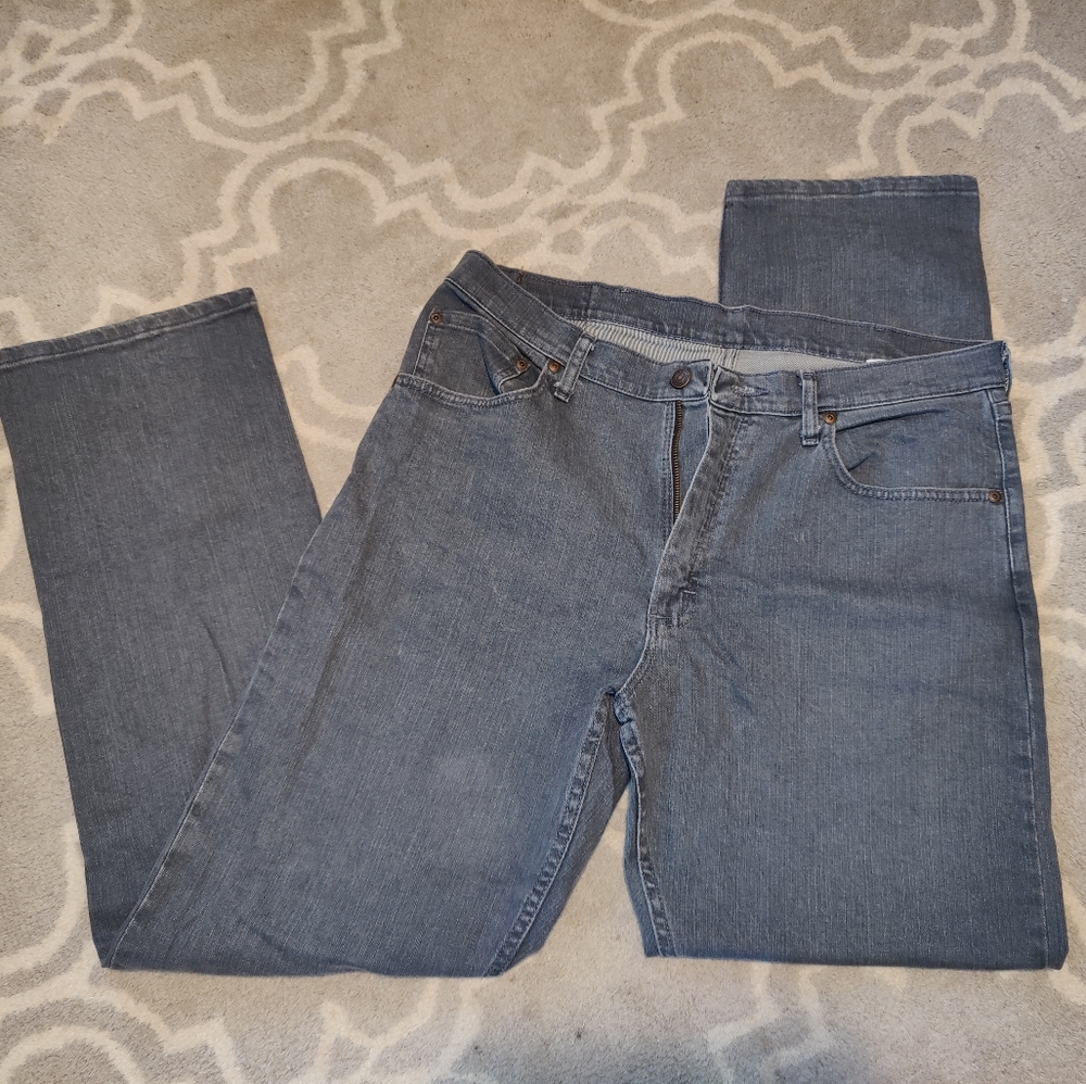 Wrangler Relaxed Fit Gray Jeans 34x32